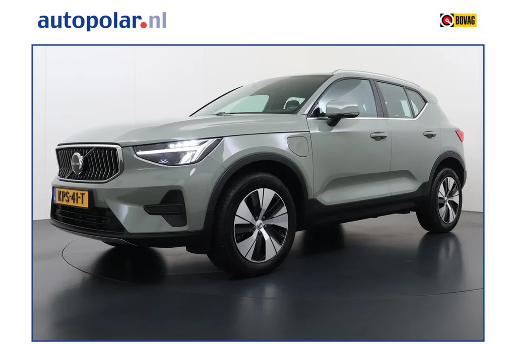 Volvo XC40 (2022) — foto 1