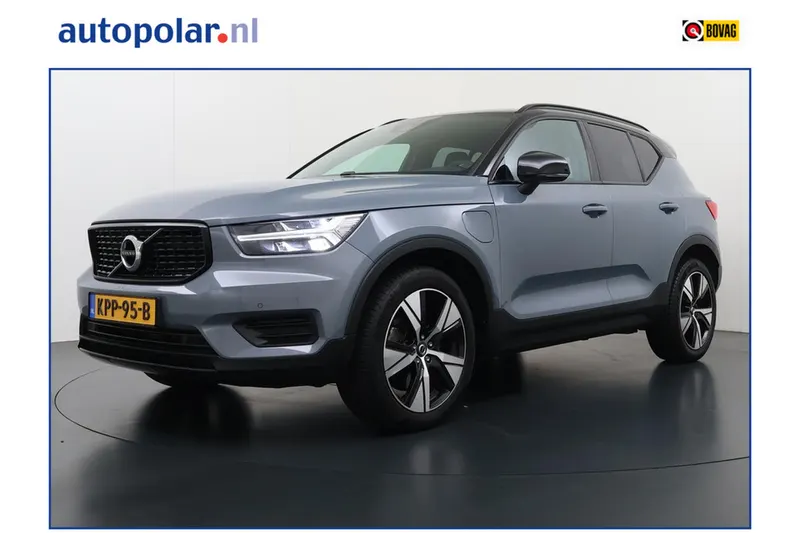 Volvo XC40 (2022)