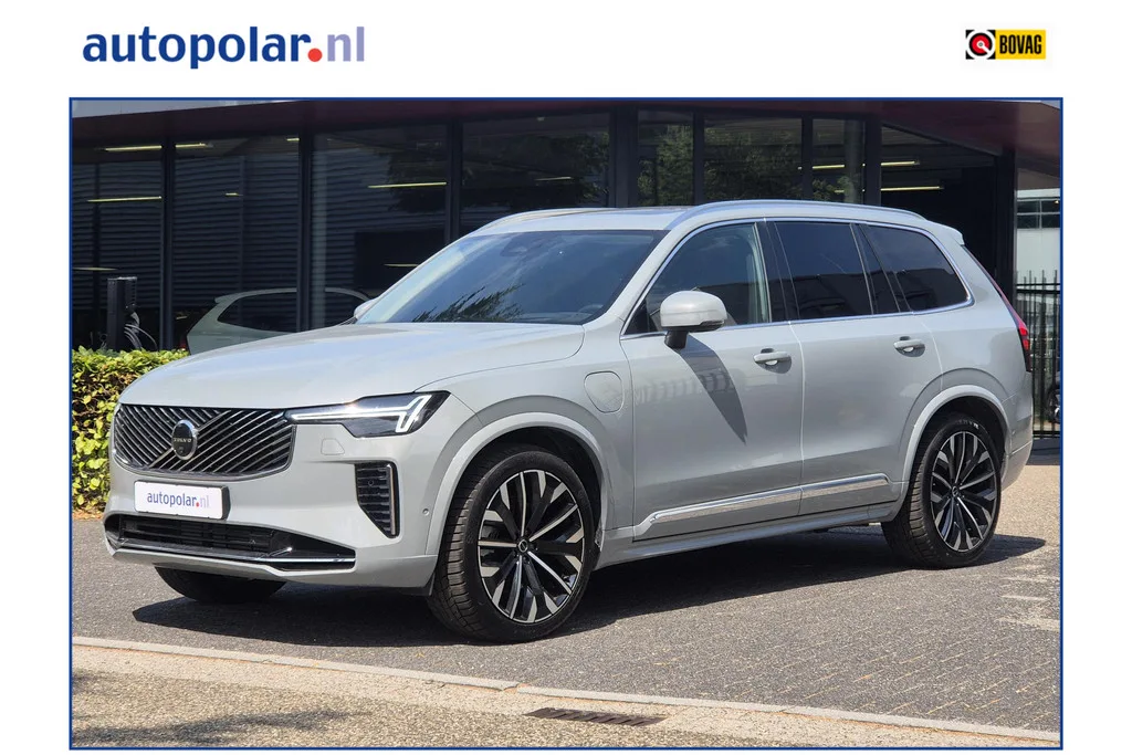 Volvo XC90 (2025) — foto 1