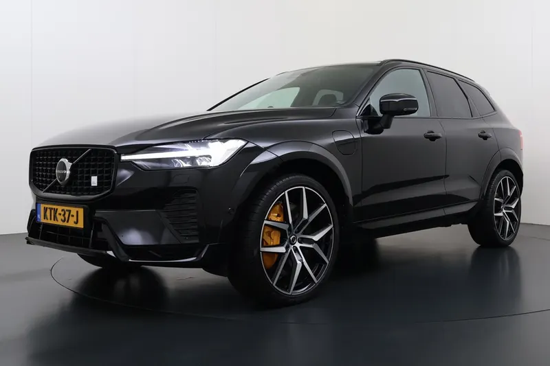 Volvo XC60 (2023)