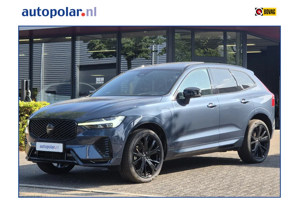 Volvo XC60 (2025) — foto 1