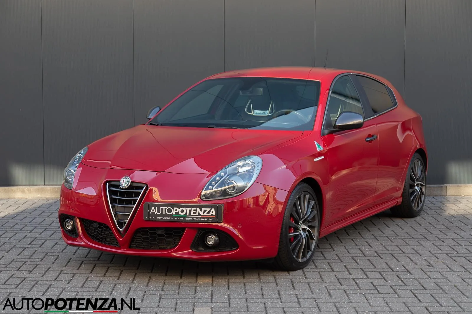 Alfa Romeo Giulietta (2014) — foto 1