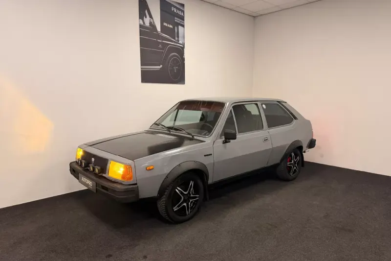 Volvo 343 (1980)