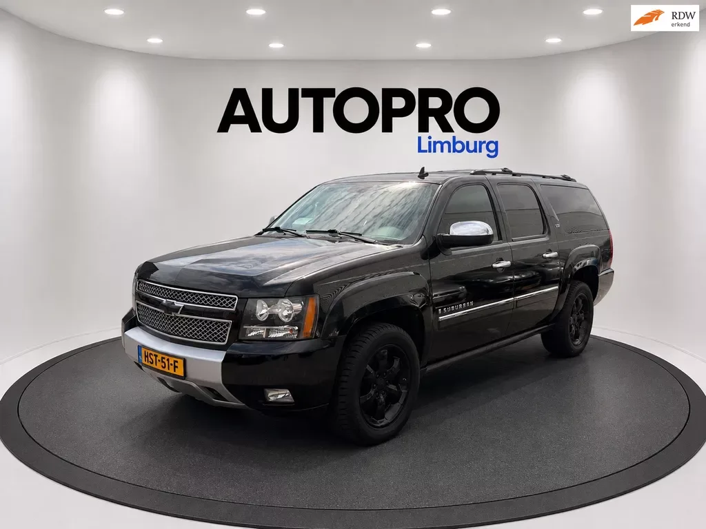 Chevrolet Suburban (2009) — foto 1