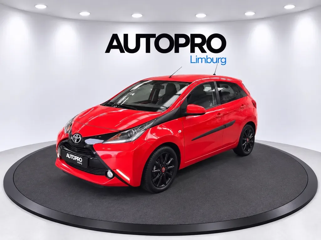 Toyota Aygo (2018) — foto 1