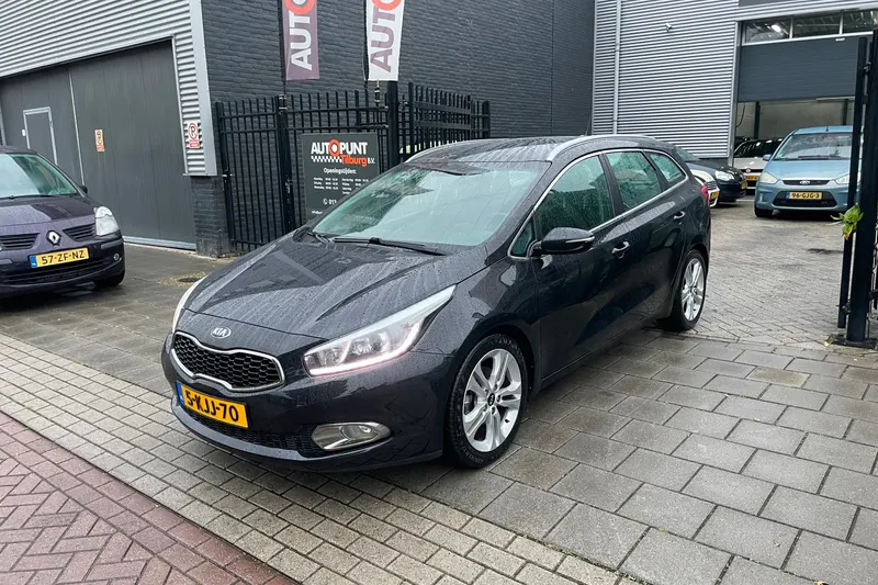 Kia Ceed (2013)