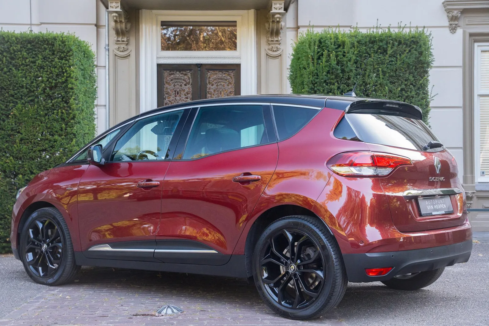 Renault Scénic (2020) — foto 1