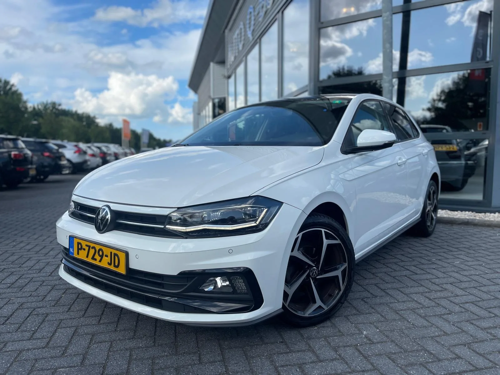 Volkswagen Polo (2021) — foto 1