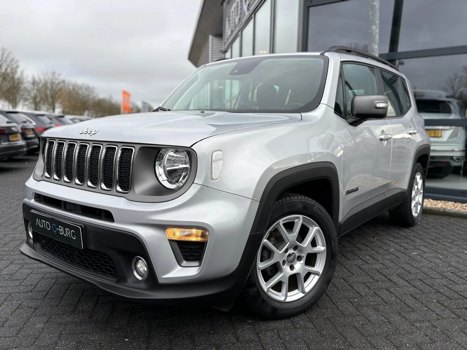 Jeep Renegade (2020) — foto 1