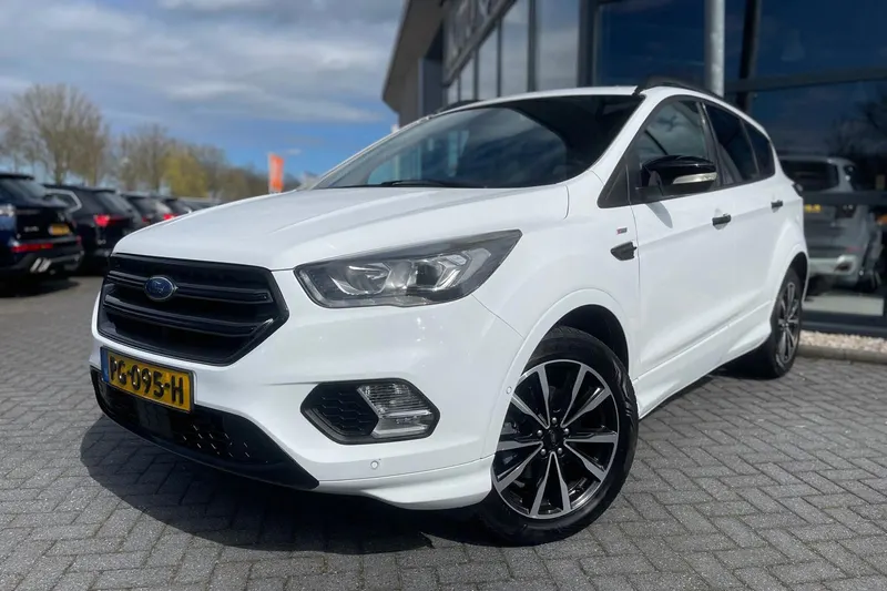 Ford Kuga (2017)