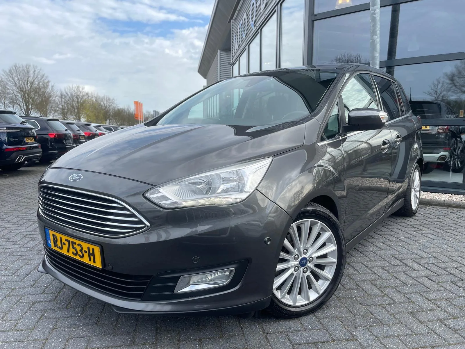 Ford Grand C-Max (2017) — foto 1
