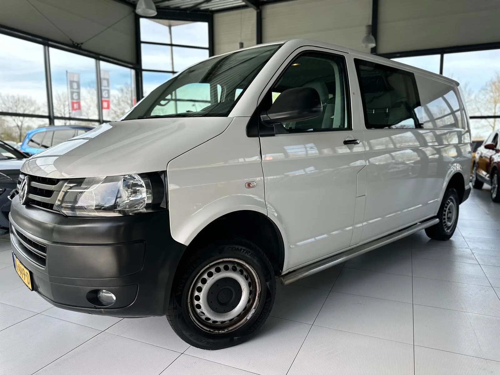 Volkswagen Transporter (2015) — foto 1