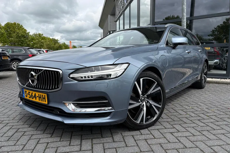 Volvo V90 (2017)