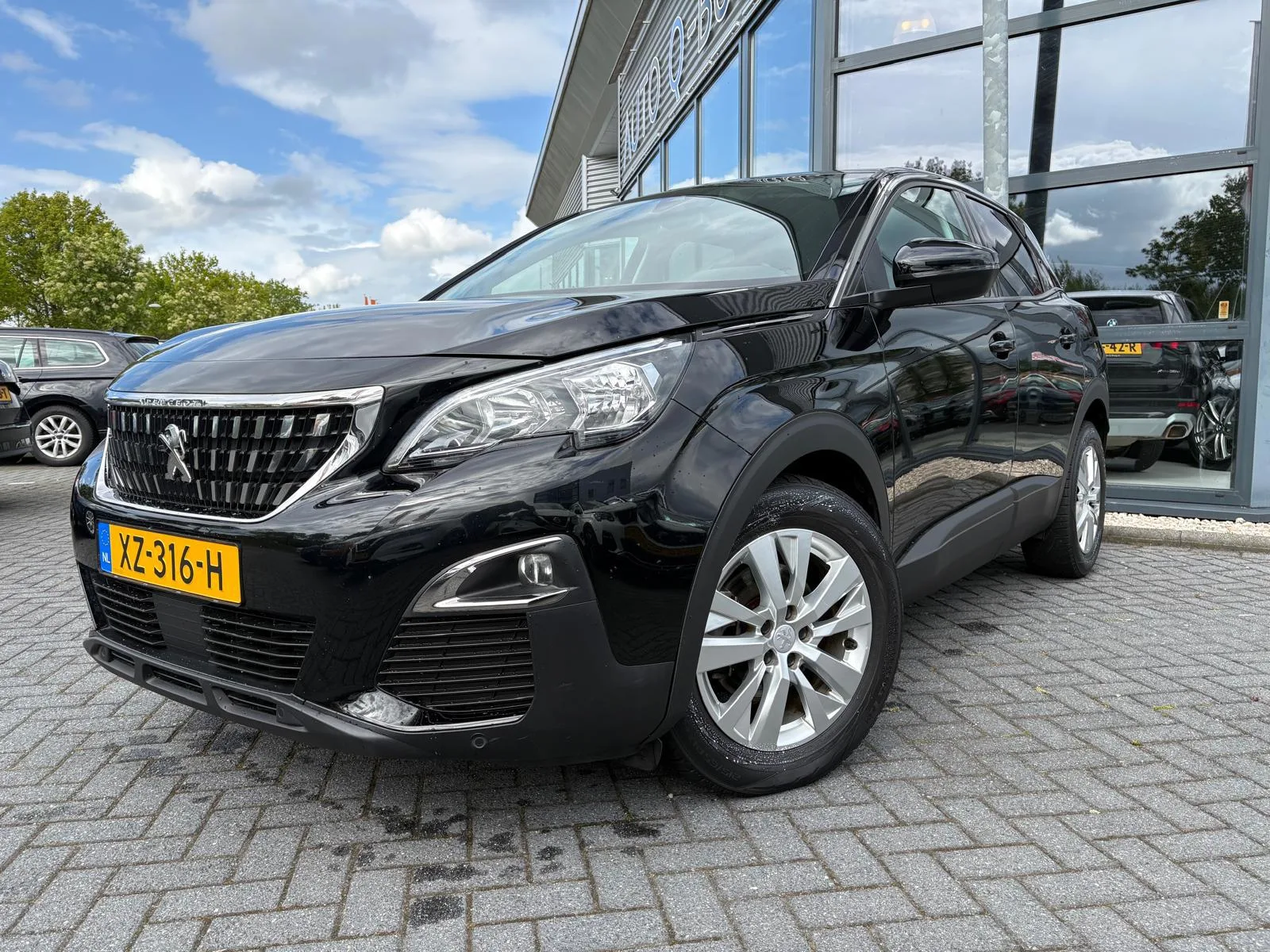 Peugeot 3008 (2019) — foto 1