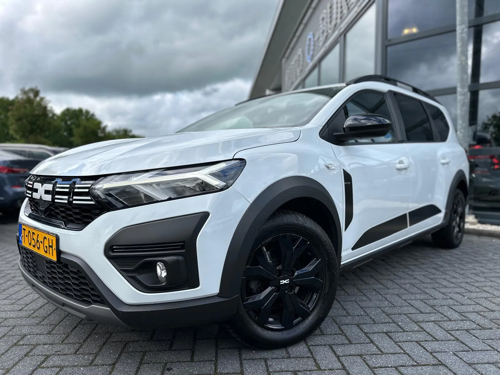 Dacia Jogger (2023) — foto 1