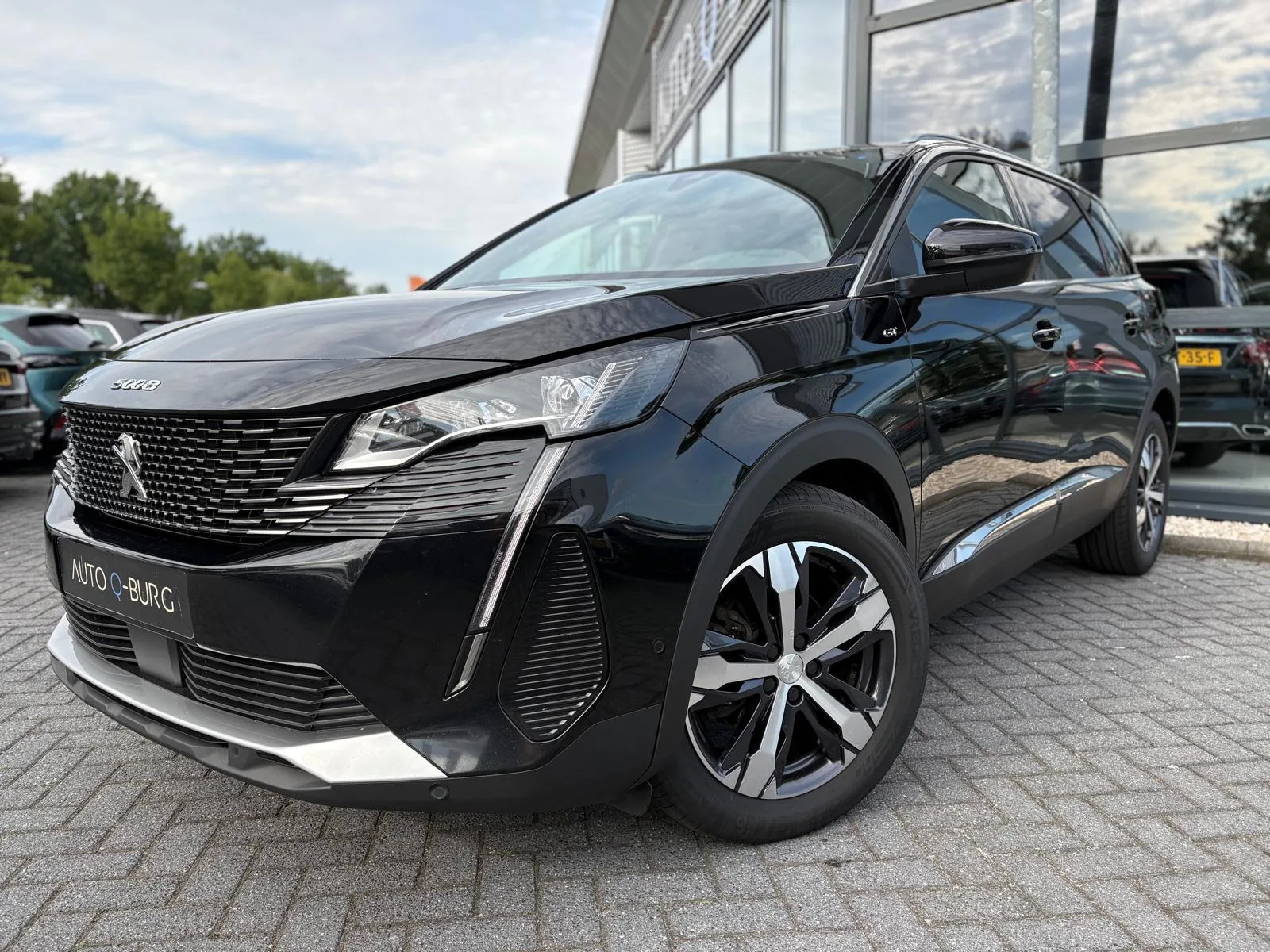 Peugeot 5008 (2023) — foto 1