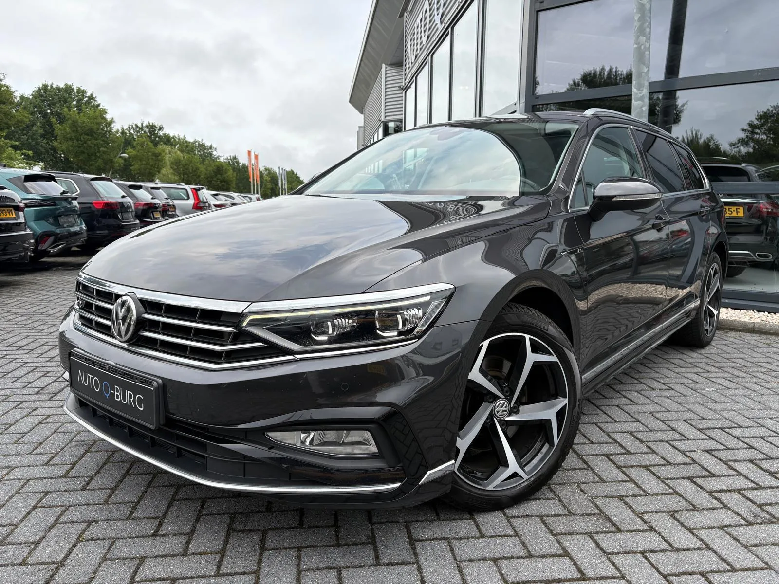 Volkswagen Passat (2020) — foto 1