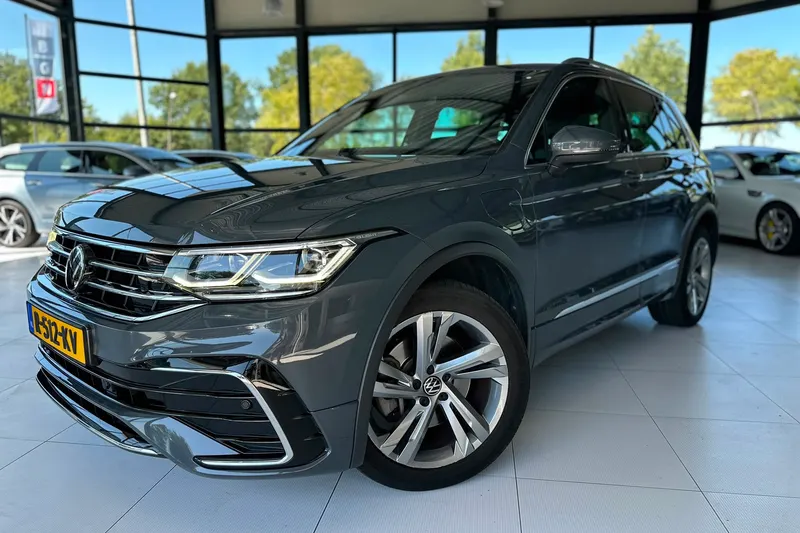 Volkswagen Tiguan (2022)