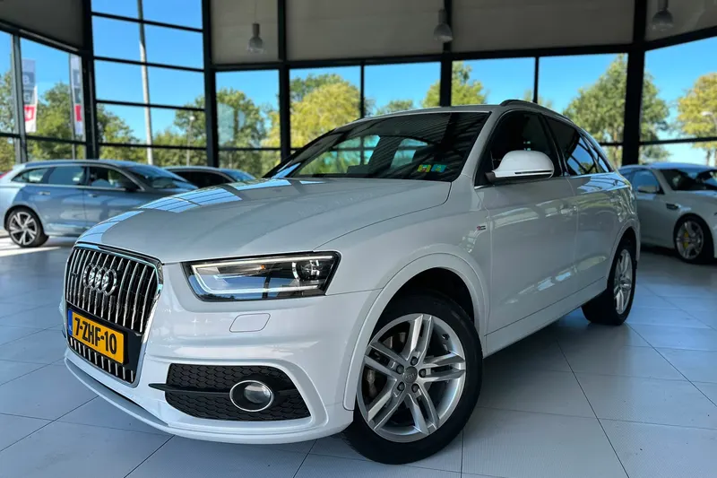 Audi Q3 (2015)