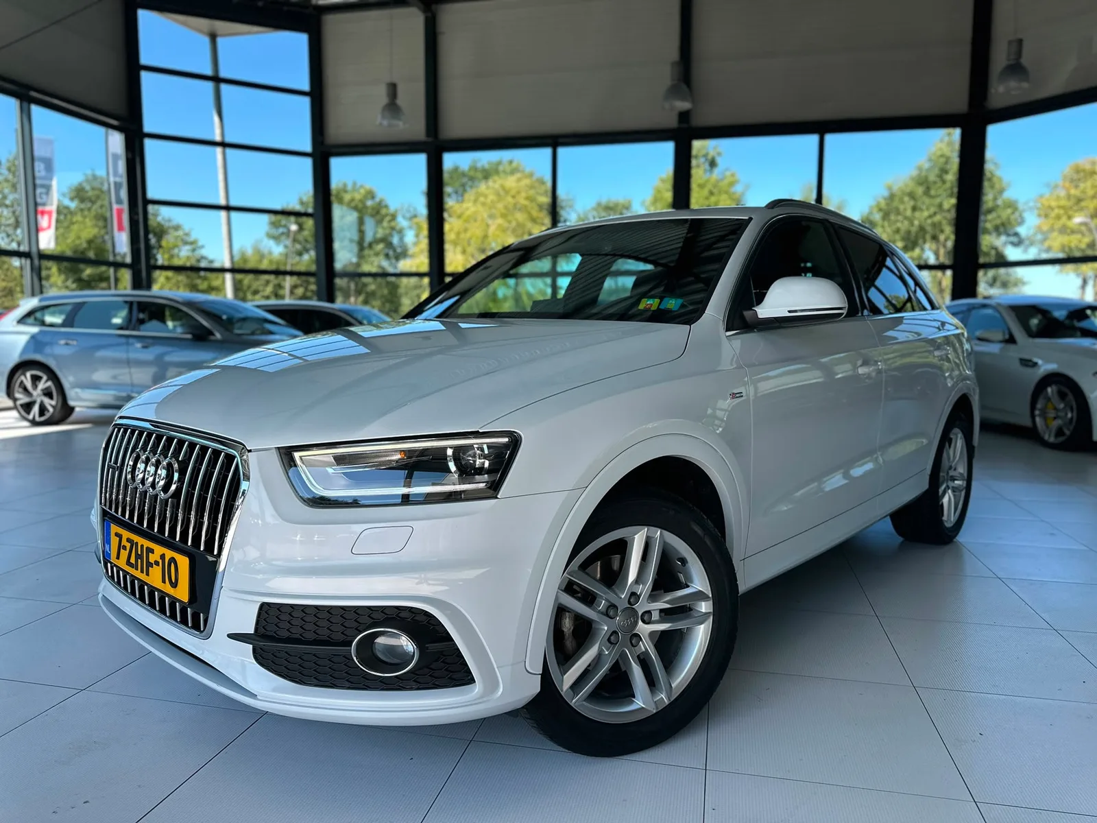 Audi Q3 (2015) — foto 1