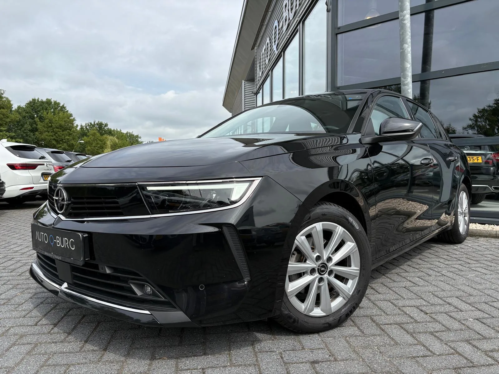 Opel Astra (2023) — foto 1