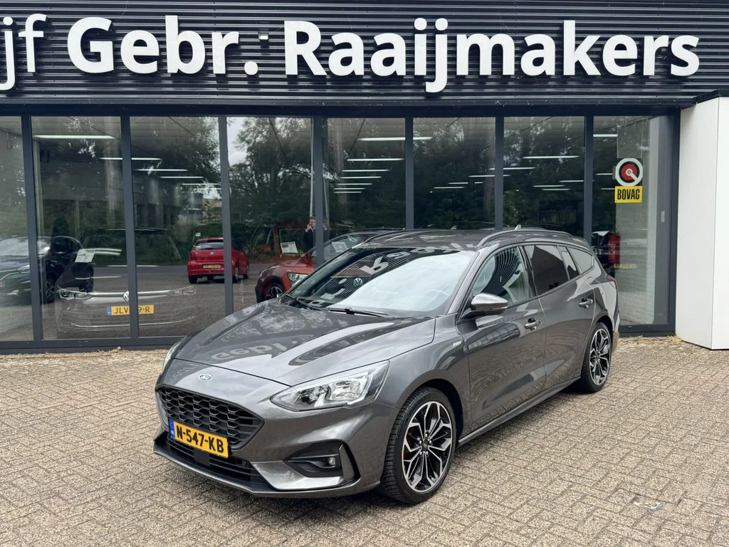 Ford Focus (2021) — foto 1