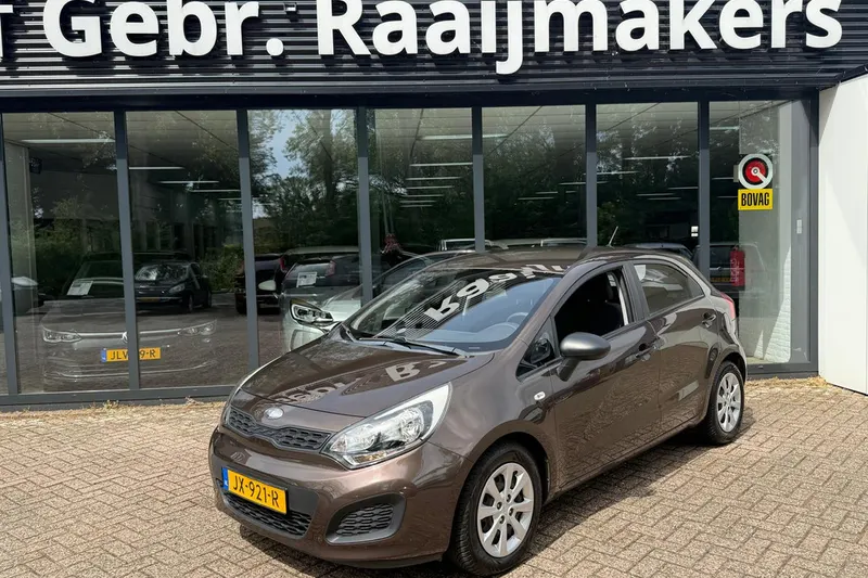 Kia Rio (2013)
