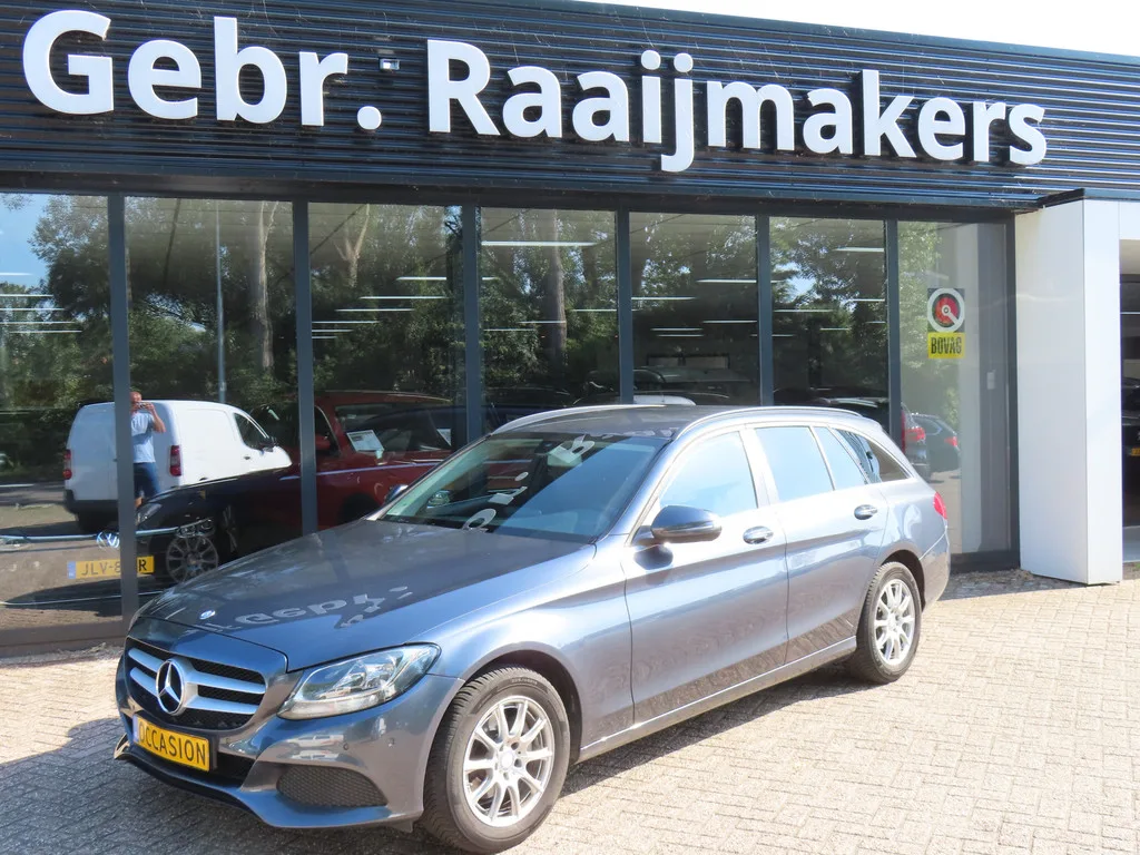 Mercedes-Benz C-Klasse (2016) — foto 1