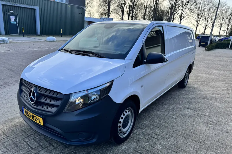 Mercedes-Benz Vito (2022)