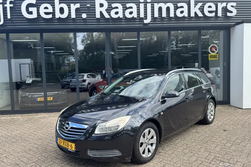 Opel Insignia (2012)