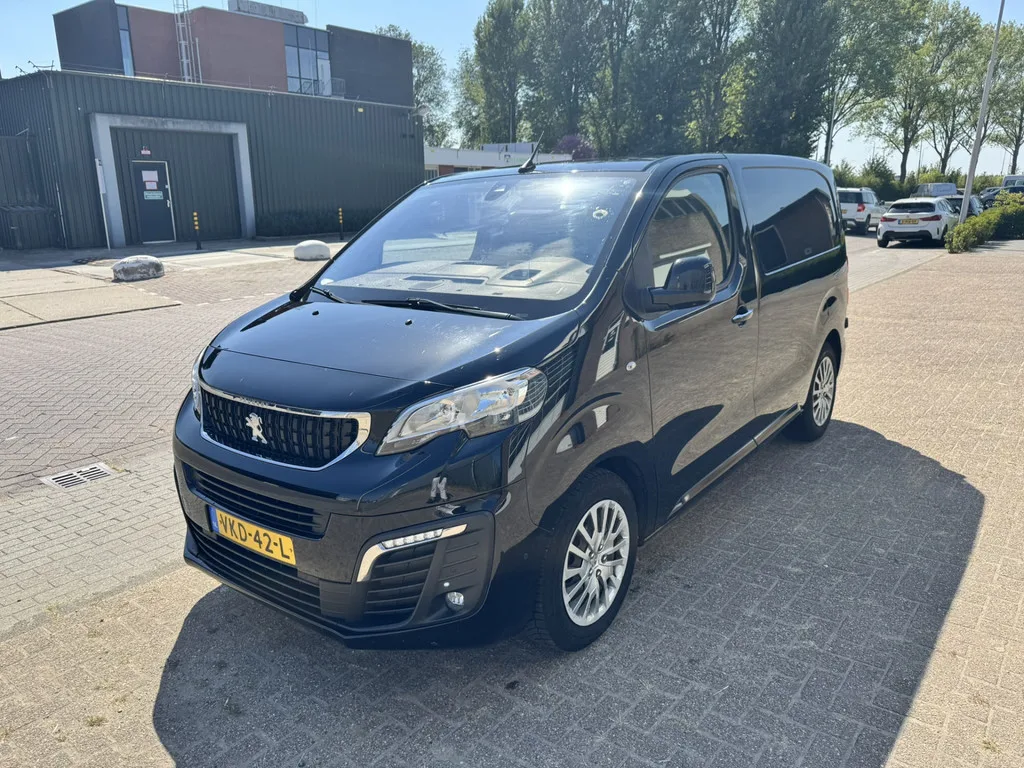 Peugeot Expert (2021) — foto 1