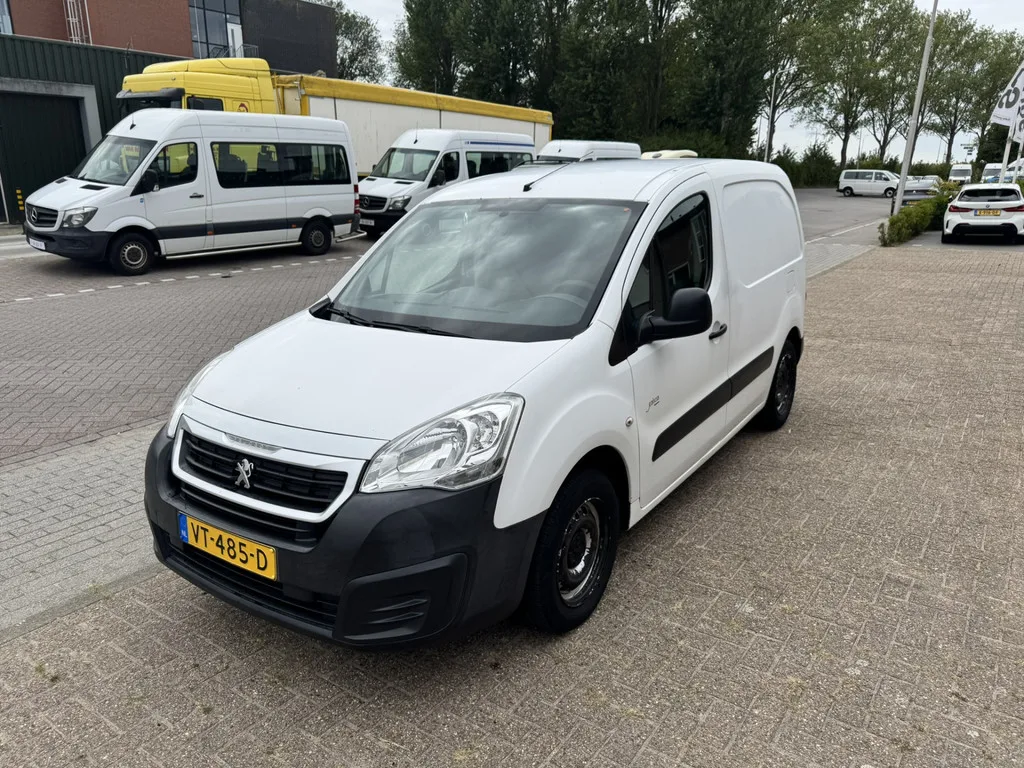 Peugeot Partner (2016) — foto 1