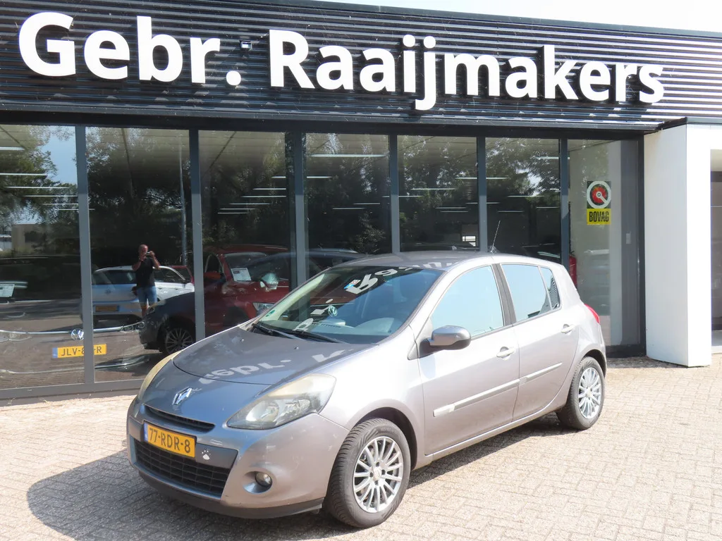 Renault Clio (2011) — foto 1