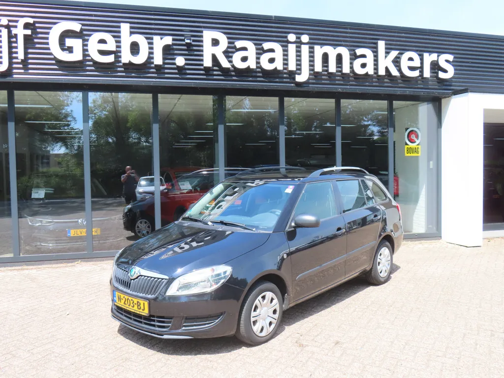 Škoda Fabia (2012) — foto 1