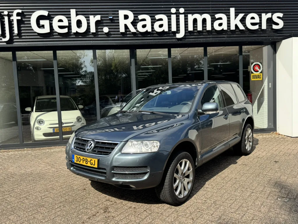 Volkswagen Touareg (2004) — foto 1