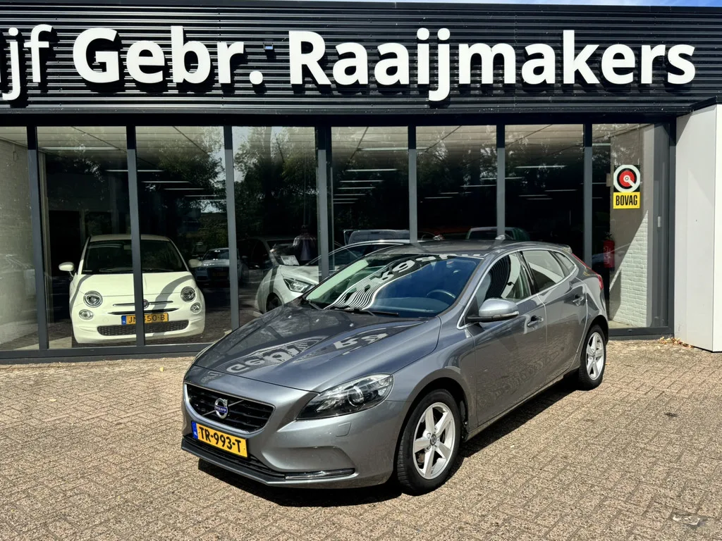 Volvo V40 (2016) — foto 1