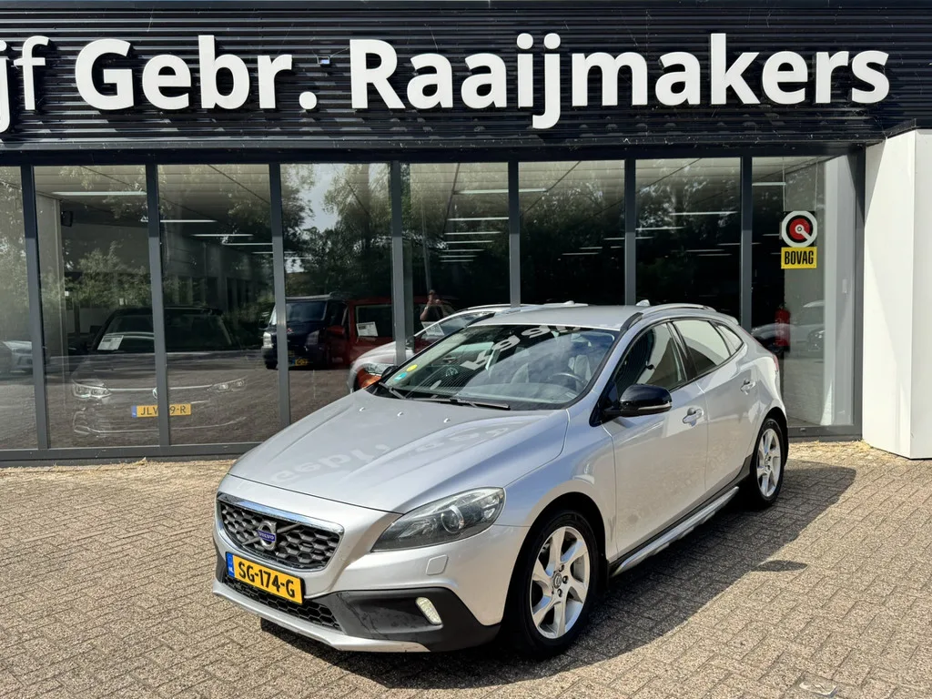 Volvo V40 (2013) — foto 1