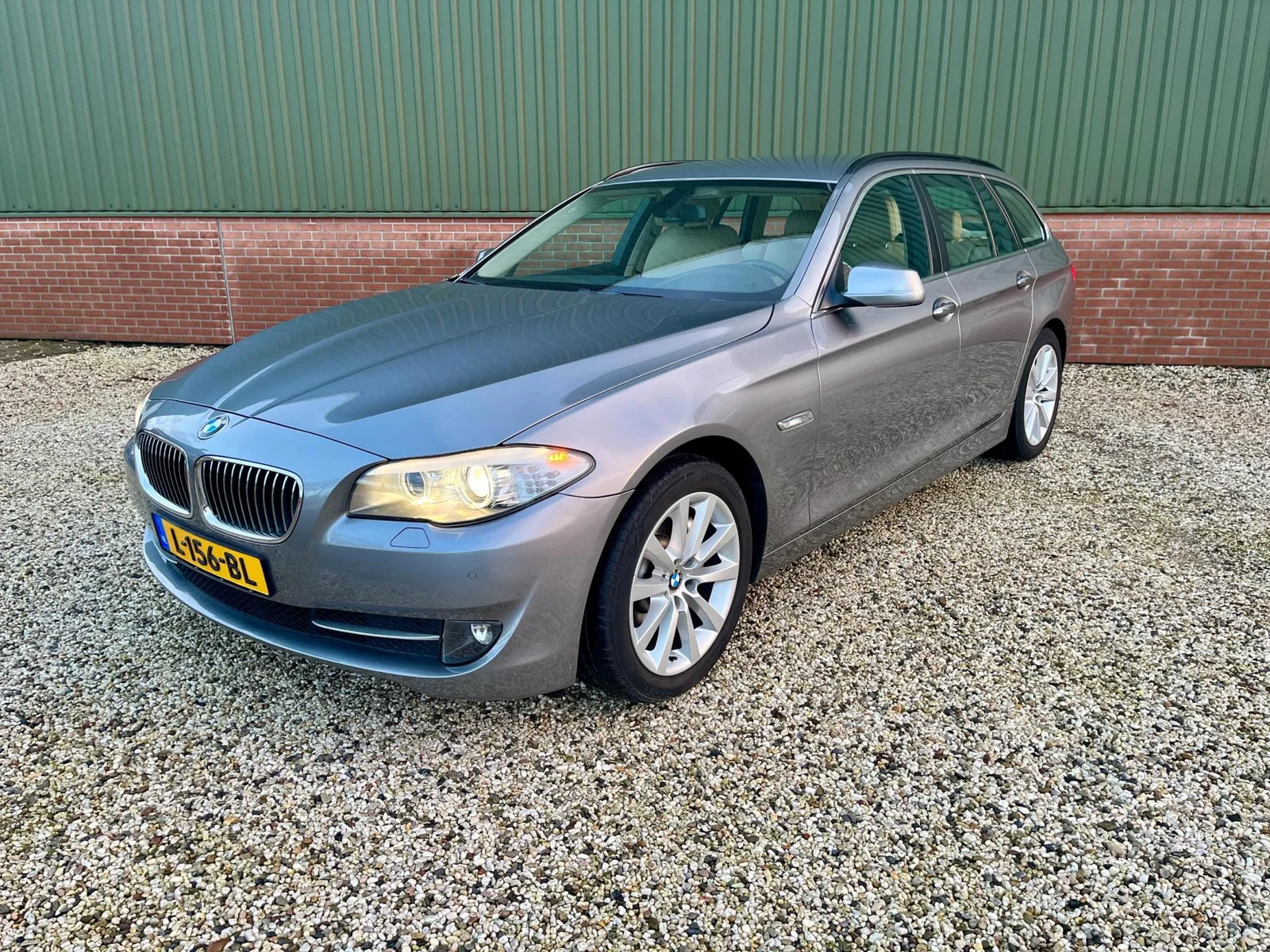 BMW 5-Serie (2012) — foto 1