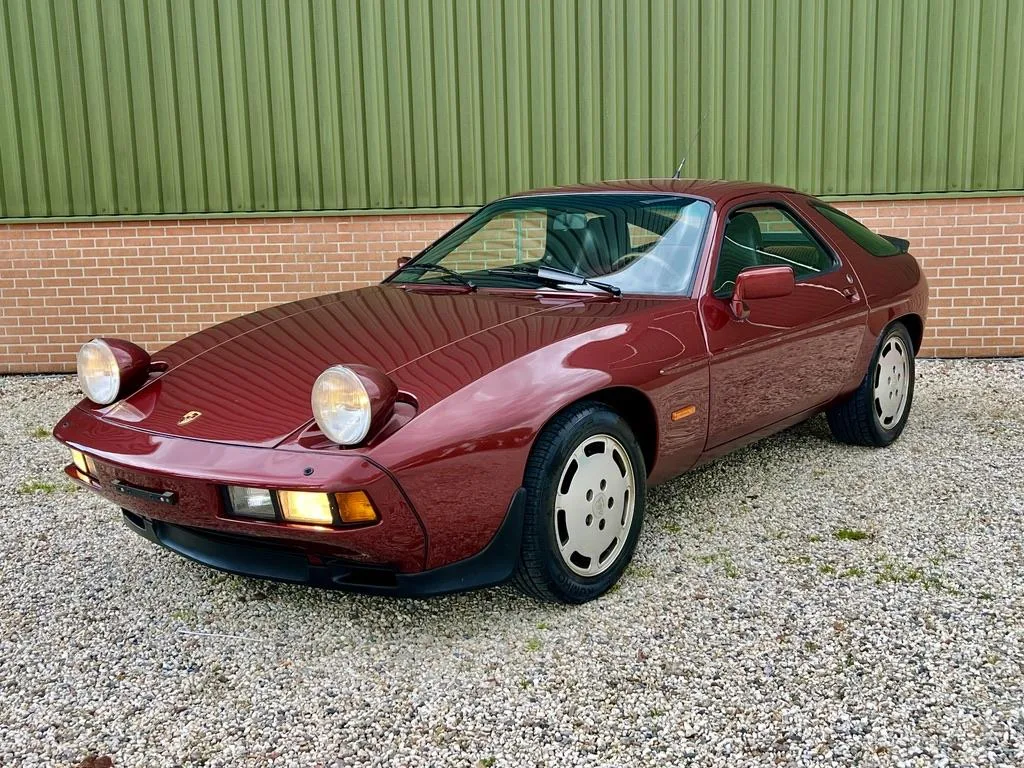 Porsche 928 (1986) — foto 1