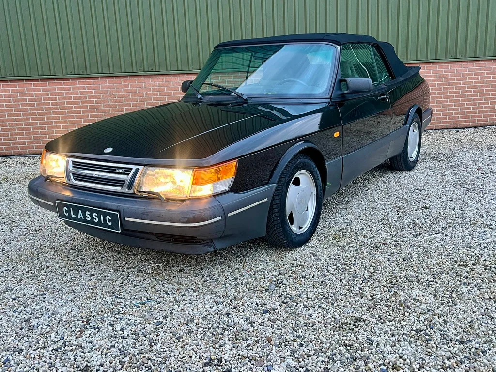 Saab 900 (1992) — foto 1