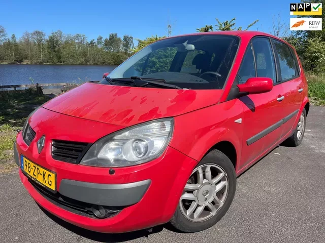 Renault Scénic (2008) — foto 1