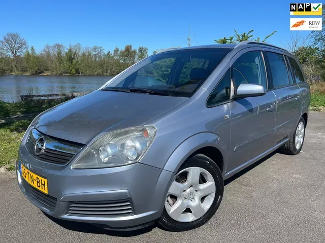 Opel Zafira (2006) — foto 1