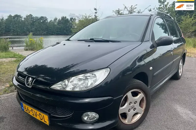 Peugeot 206 (2006)