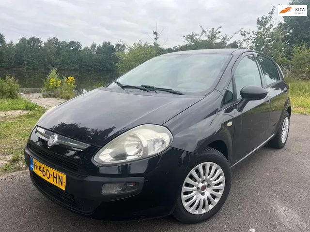 Fiat Grande (2010) — foto 1