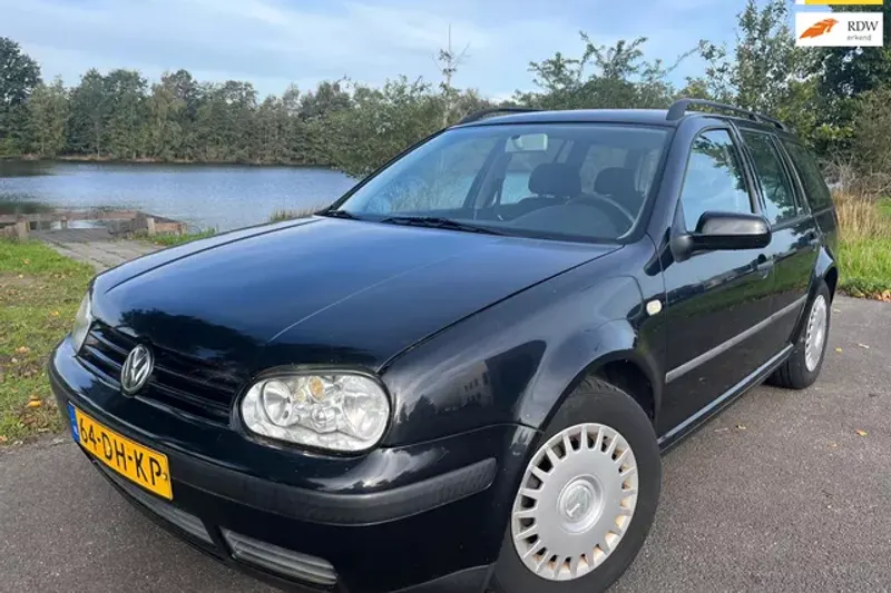 Volkswagen Golf (1999)