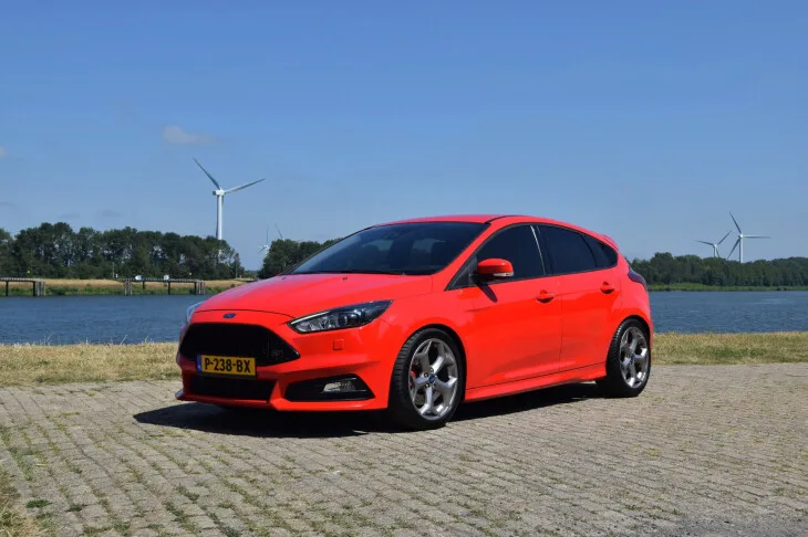 Ford Focus (2016) — foto 1
