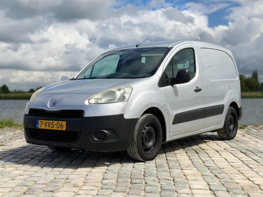 Peugeot Partner (2012) — foto 1
