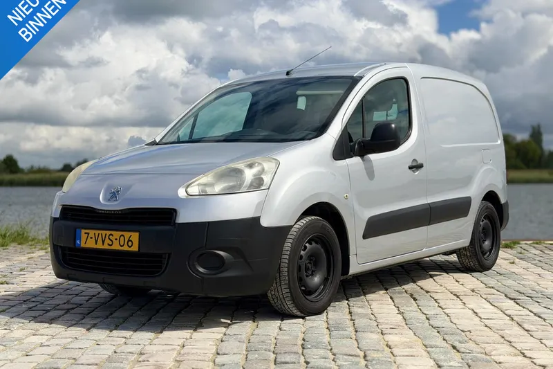 Peugeot Partner (2012)