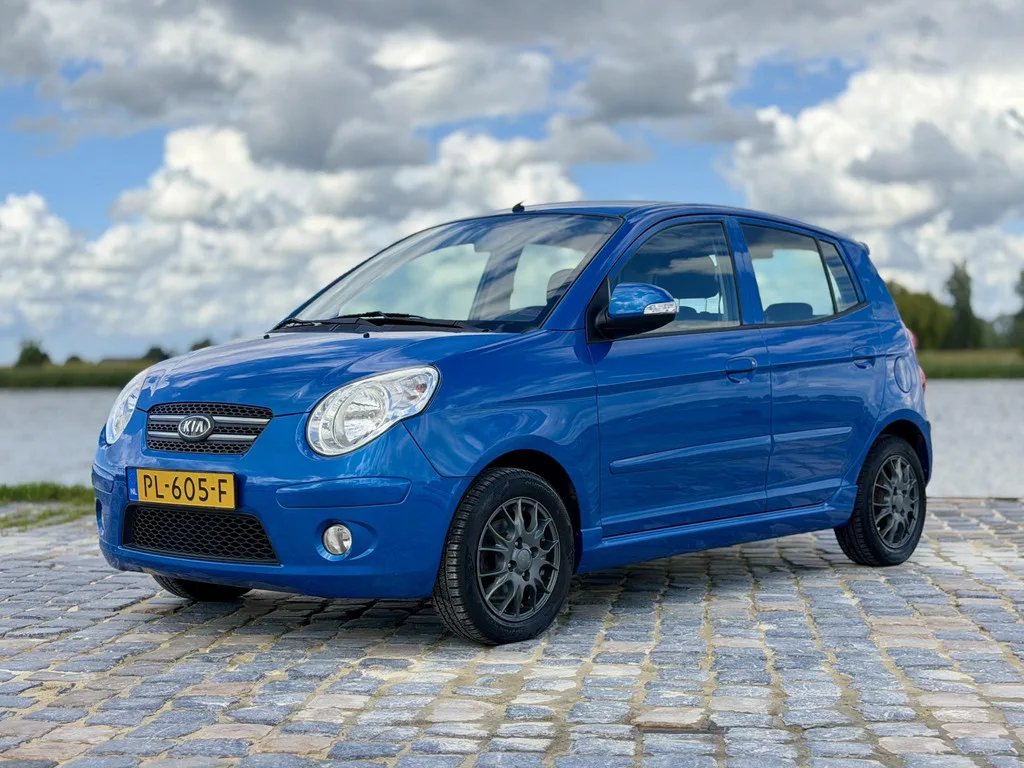 Kia Picanto (2009) — foto 1