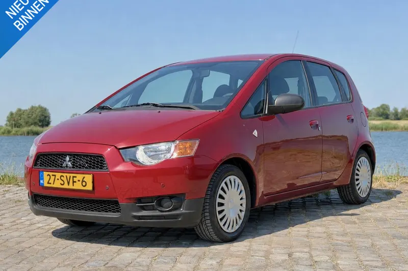 Mitsubishi Colt (2011)